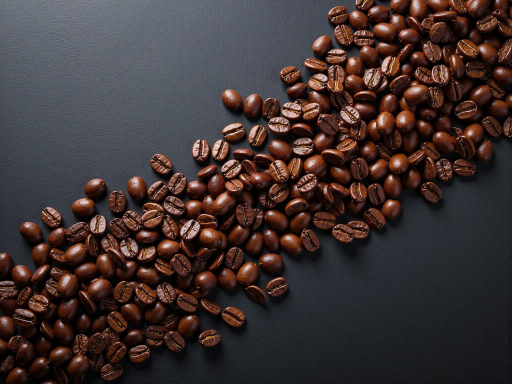 埃塞俄比亚咖啡豆特写,颗粒饱满色泽深邃